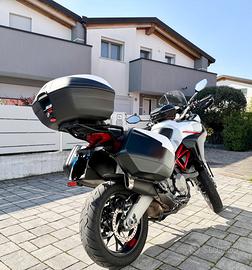 Ducati Multistrada 950S 2021 Gp-white full optiona