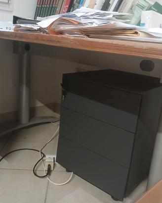 ARREDAMENTO UFFICIO IN STOCK