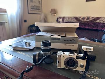 Pentax Q + zoom 5-15mm + tele 18mm