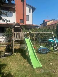 Altalena legno con casetta Wickey