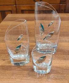 tris vasi in cristallo, decorazioni in argento 