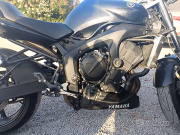 Yamaha FZ6 S1