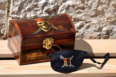 Scrigno Pirates of the Caribbean Disney + benda 