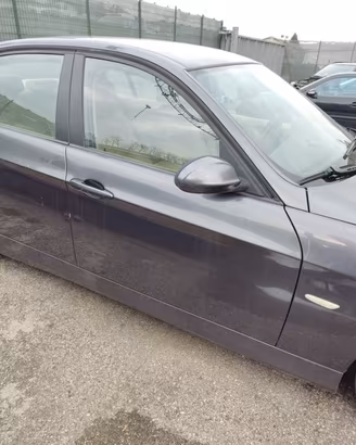 Porta anteriore dx nuda BMW 320D del 2006