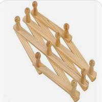 Appendiabiti espandibile in legno