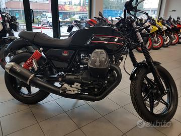 Moto Guzzi V7 STONE SPECIAL ED. NUOVA