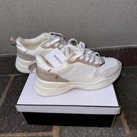 Scarpe Sneakers basse 38, Stradivarius. nuove