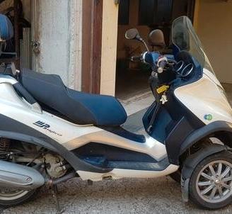 Pezzi ricambio Piaggio MP3 300