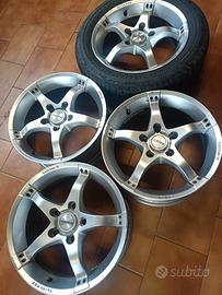 cerchi in lega Momo design 5 razze