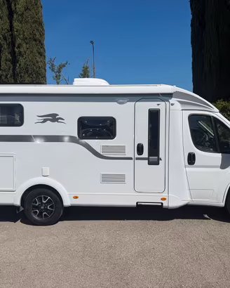 LAIKA KOSMO COMPACT V9
