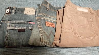 Jeans *Wrangler*e altri 52-56.