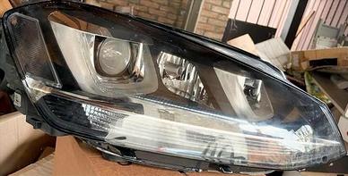 FARO PROIETTORE ANTERIORE DESTRO LED XENON VALEO