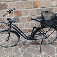 Bicicletta pedalata assistita Elops