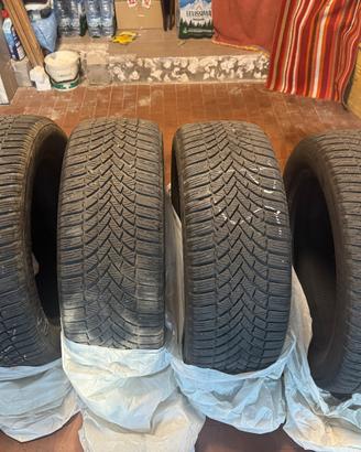gomme bridgestone blizzak lm005 225/55 R18 102v