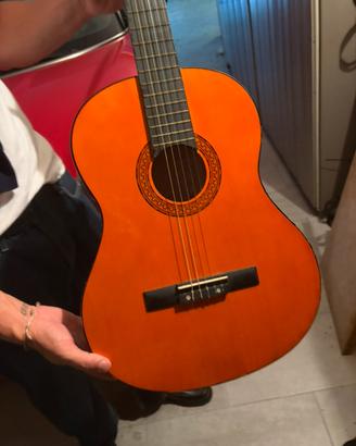 Chitarra acustica Sonora