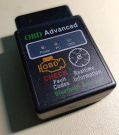 Scanner OBD2 compatibile con Bluetooth