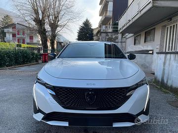 Peugeot 308 gt 1.2 benzina automatico