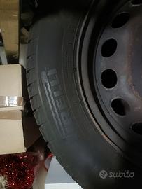 Gomme Pirelli 185 60 r14
