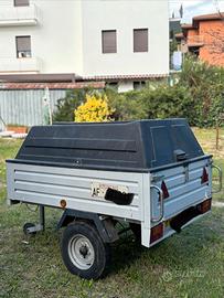 Carrello auto coperto