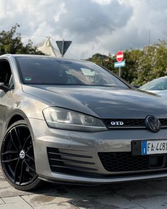 Volkswagen Golf 2.0gtd 184cv - euro6 - 2013 automa