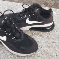 Nike AirMax 270 React