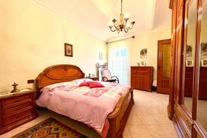 CASA SEMINDIPENDENTE A LA LOGGIA