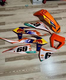 Plastiche ktm redbull