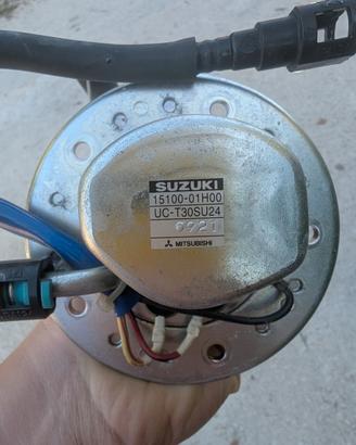 pompa benzina gsxr 750 k6/k7