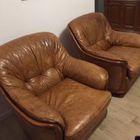 Poltrone in pelle e legno