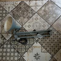 lampada da tavolo design anni 70 longoni