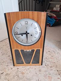 orologio a pendolo antico