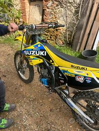  Suzuki rmz 250 