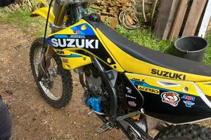  Suzuki rmz 250 