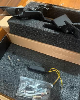 Specchietti  con idicatori di direzione