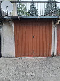 Garage singolo per auto + moto
