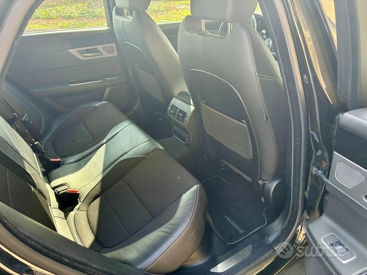 Jaguar Xf 2018 photo 5