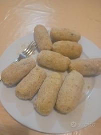 Cuoca per cucina d'asporto