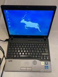 Laptop fujitsu p702 con port replicator