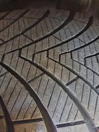 Gomme Kumho 235 55 18 104 v