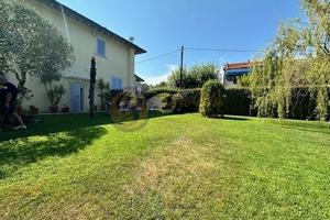 Villa di 180 m² con 4 locali e box auto doppio a C