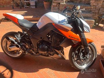 Kawasaki z1000 del 2010