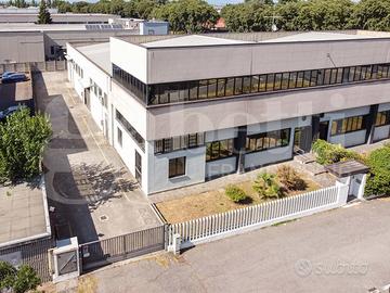 Capannone Industriale Cernusco sul Naviglio