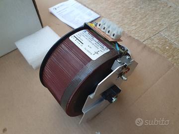 Variac Metrel 2.08kVA 0-260V 8A imballato