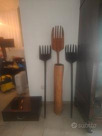 Forconi decorativi giganti in legno e ferro – arre