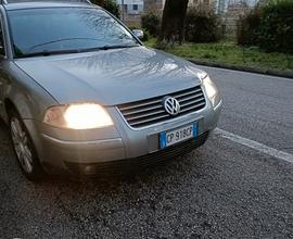 VOLKSWAGEN Passat 1ª/2ª/3ª/4ª - 2004