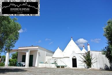 COMPLESSO IMMOBILIARE con TRULLO, LAMIE, VILLA