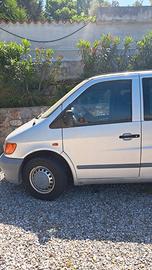 Vito Mercedes 9 posti
