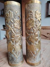 Coppia di bossoli sbalzati in ottone ww1