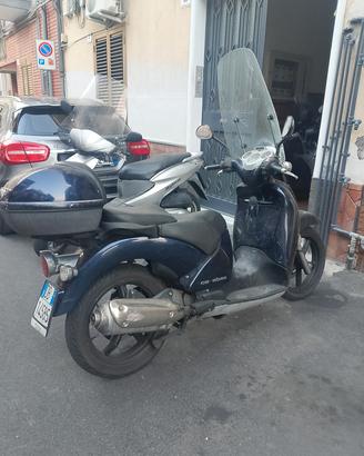apeilia scarabeo 125 piaggio 