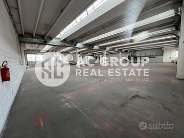 SARONNO - CAPANNONE PRODUTTIVO CON UFFICI